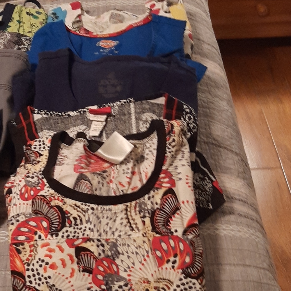 21 scrub Tops